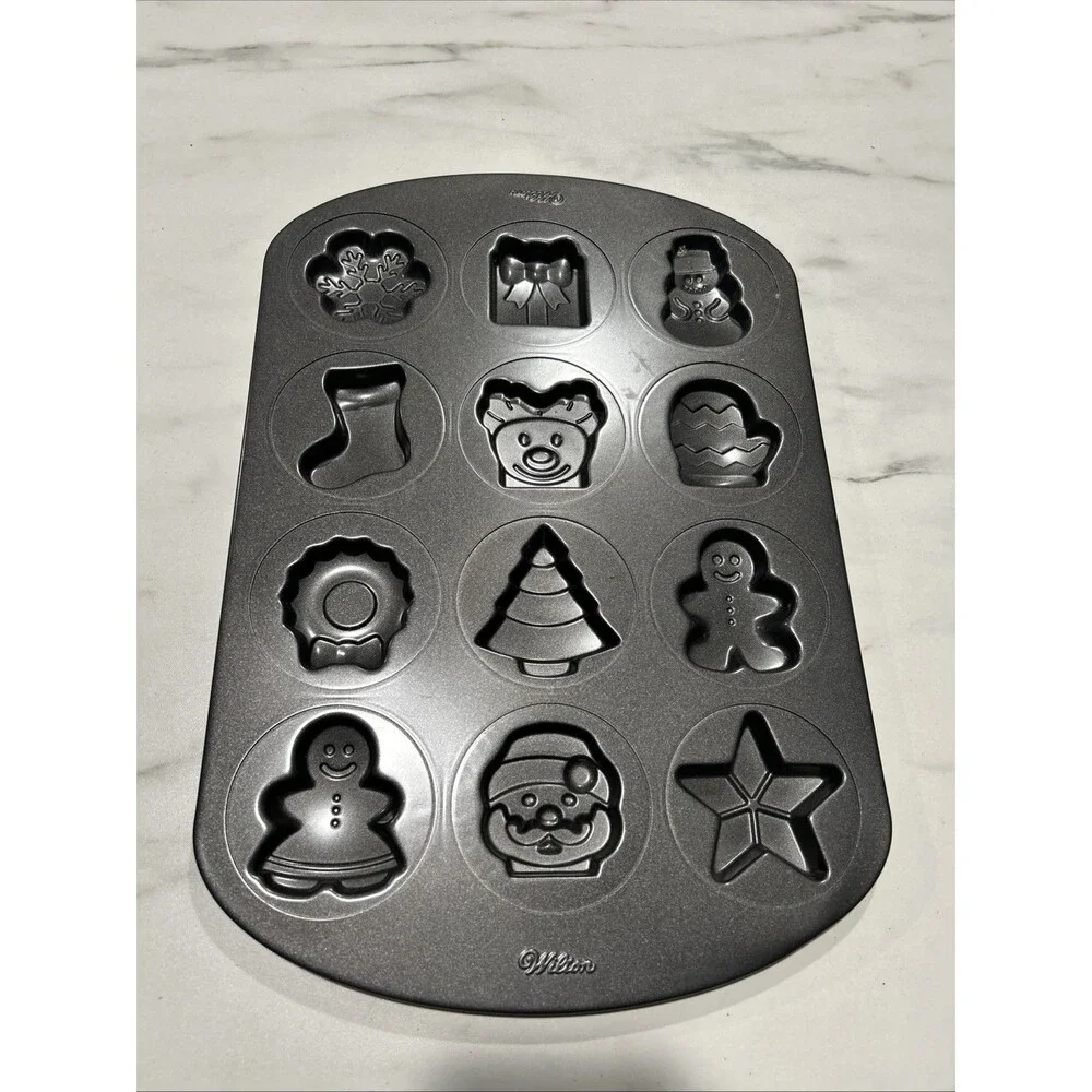 Wilton Cookie Pan Mold Christmas 12 Design Tree Santa Gingerbread Stocking Star